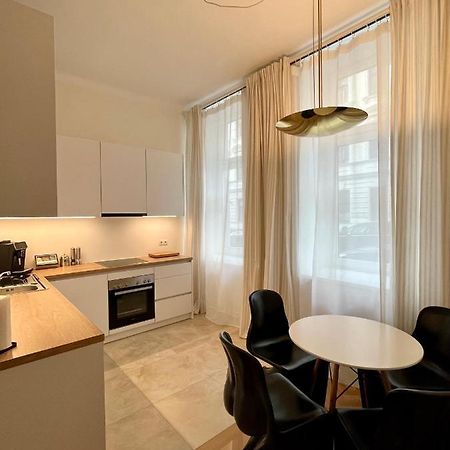 Appartamento Zentrale Wohlfuehloase Vienna Esterno foto